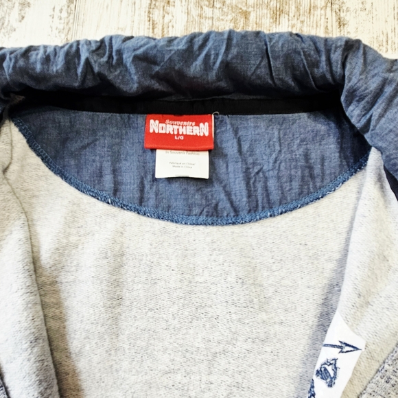 Sault Ste. Marie Canada Womens Zip Up Sweatshirt Size Large Embroidered - Picture 7 of 10